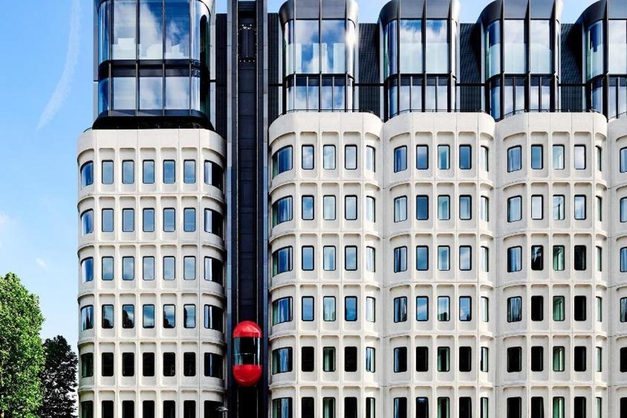 The Standard London Hotel Exterior photo The Lloyd's building, London